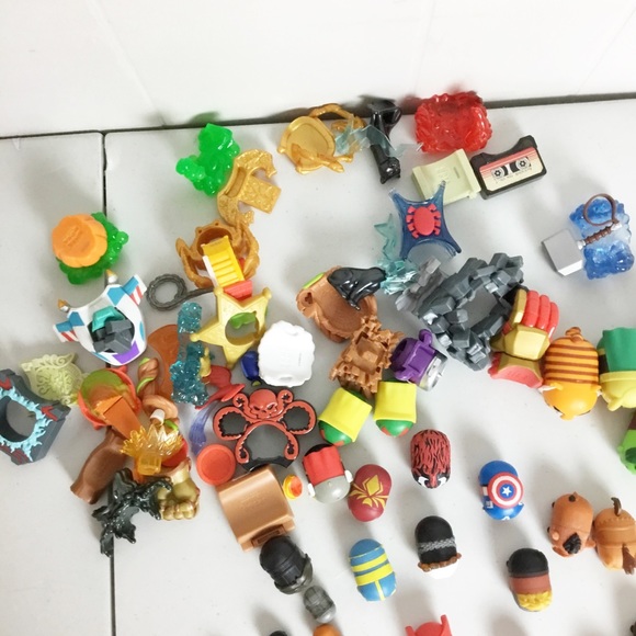 Tsum Tsum Large Lot of Over 220 Pieces New Marvel Disney - Picture 10 of 13